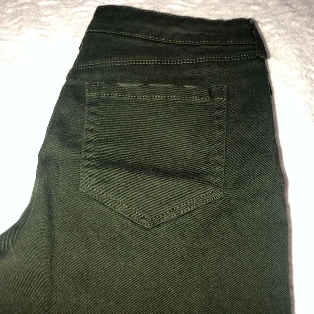 Hunter Green Ripped Jeans - Picture 4 of 5